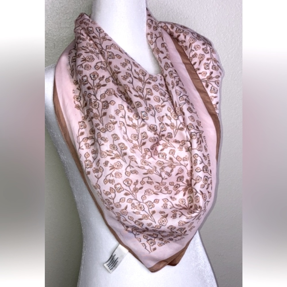 Cleobella silky scarf - NEW - light pink floral